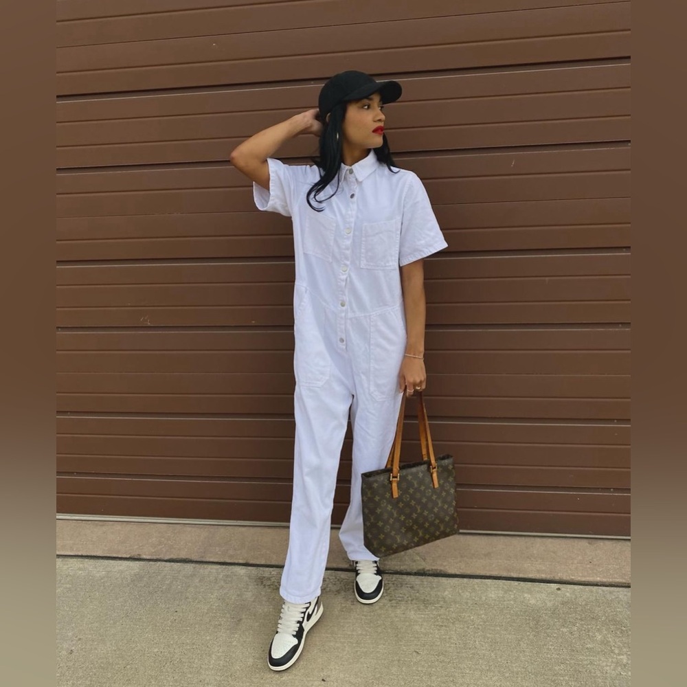 Bershka. Size, M. White Denim jumpsuit.